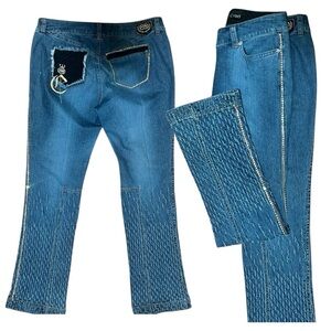 Eckored Embroidered Stretch Jeans size 13. Distressed detail Rhinestones